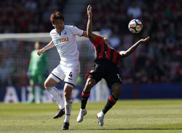 她通过不断 她通过不断