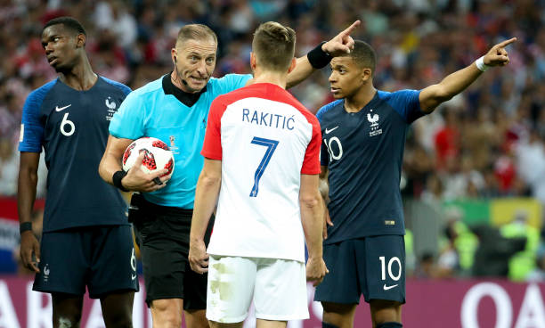 法国年轻中 法国年轻中