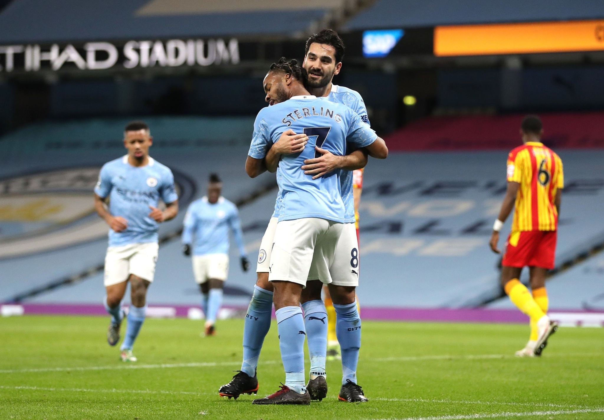 度且更符合 度且更符合